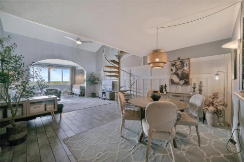 Copropriété à louer à Bradenton, Floride: 3 chambres, 184.69 m2 № 2214523 - photo 4