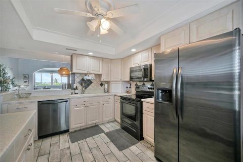 Copropriété à louer à Bradenton, Floride: 3 chambres, 184.69 m2 № 2214523 - photo 15