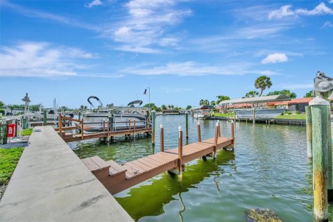 Copropriété à louer à Bradenton, Floride: 3 chambres, 184.69 m2 № 2214523 - photo 3