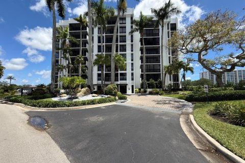 Copropriété à vendre à Boca Raton, Floride: 2 chambres, 97.55 m2 № 2247757 - photo 2
