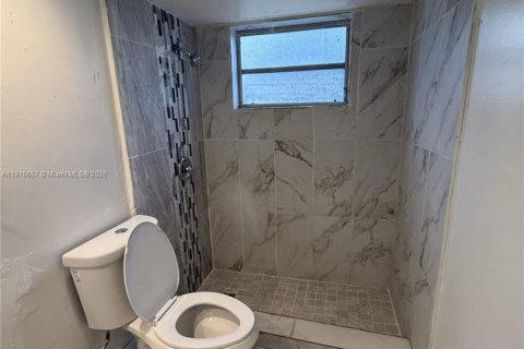 Casa en venta en Coral Springs, Florida, 3 dormitorios, 172.05 m2 № 2002349 - foto 13