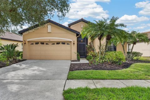 House in Apollo Beach, Florida 2 bedrooms, 179.58 sq.m. № 2391512 - photo 11