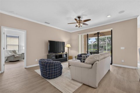 House in Apollo Beach, Florida 2 bedrooms, 179.58 sq.m. № 2391512 - photo 20