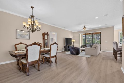 House in Apollo Beach, Florida 2 bedrooms, 179.58 sq.m. № 2391512 - photo 17