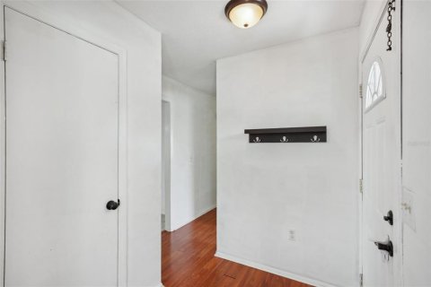 House in Winter Haven, Florida 3 bedrooms, 121.24 sq.m. № 1681555 - photo 20