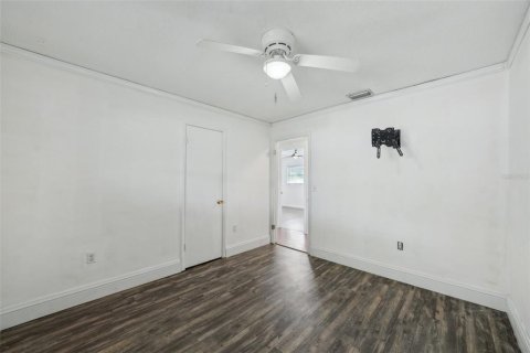 House in Winter Haven, Florida 3 bedrooms, 121.24 sq.m. № 1681555 - photo 28