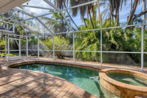 House in Bradenton, Florida 3 bedrooms, 166.57 sq.m. № 1556834 - photo 4