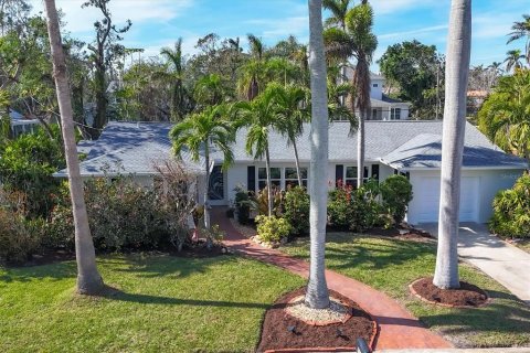 House in Bradenton, Florida 3 bedrooms, 166.57 sq.m. № 1556834 - photo 5