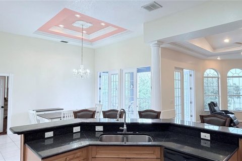 House in Clearwater, Florida 5 bedrooms, 384.06 sq.m. № 2219702 - photo 5