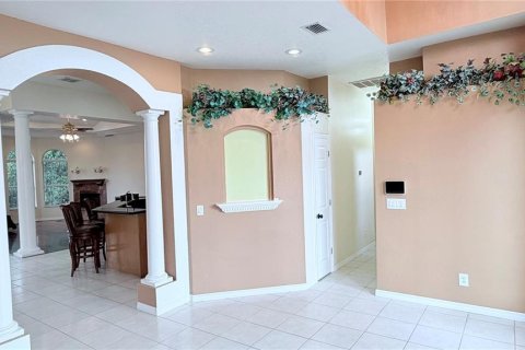 House in Clearwater, Florida 5 bedrooms, 384.06 sq.m. № 2219702 - photo 17