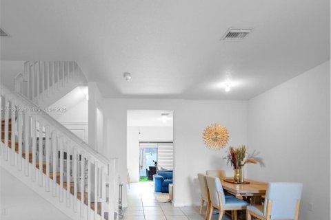 Купить таунхаус в Хайалиа, Флорида 3 спальни, 153.29м2, № 1980292 - фото 7