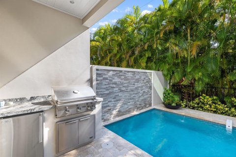 Townhouse in Boca Raton, Florida 3 bedrooms, 265.7 sq.m. № 2146301 - photo 15