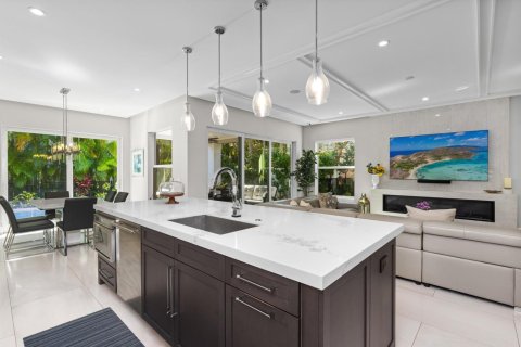 Townhouse in Boca Raton, Florida 3 bedrooms, 265.7 sq.m. № 2146301 - photo 12