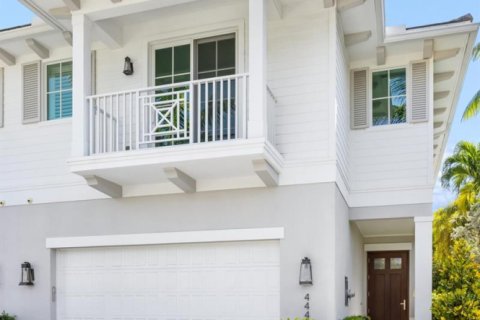 Townhouse in Boca Raton, Florida 3 bedrooms, 265.7 sq.m. № 2146301 - photo 3