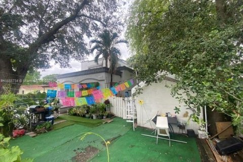 Villa ou maison à vendre à Miami, Floride: 2 chambres, 158.12 m2 № 1941539 - photo 3