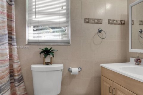 Casa en alquiler en Margate, Florida, 3 dormitorios, 110.83 m2 № 1992025 - foto 13