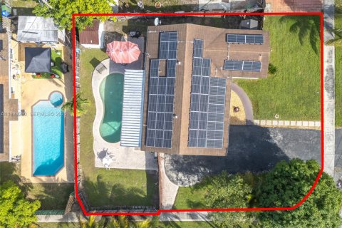 Casa en alquiler en Margate, Florida, 3 dormitorios, 110.83 m2 № 1992025 - foto 22