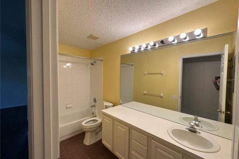 Villa ou maison à louer à Kissimmee, Floride: 4 chambres, 177.72 m2 № 2420144 - photo 22