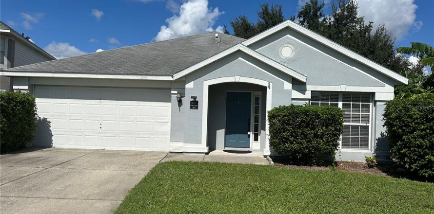 Villa ou maison à Kissimmee, Floride 4 chambres, 177.72 m2 № 2420144
