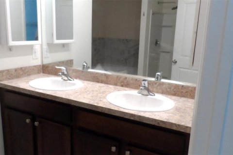 Villa ou maison à louer à Wesley Chapel, Floride: 4 chambres, 186.45 m2 № 2107292 - photo 8
