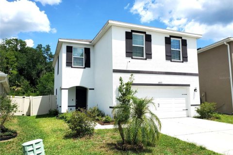 Villa ou maison à louer à Wesley Chapel, Floride: 4 chambres, 186.45 m2 № 2107292 - photo 4