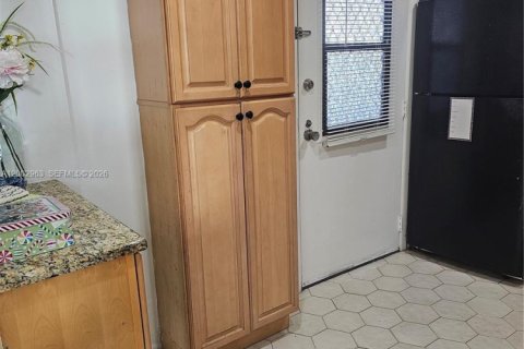 Copropriété à louer à Aventura, Floride: 2 chambres, 100.61 m2 № 2066453 - photo 30