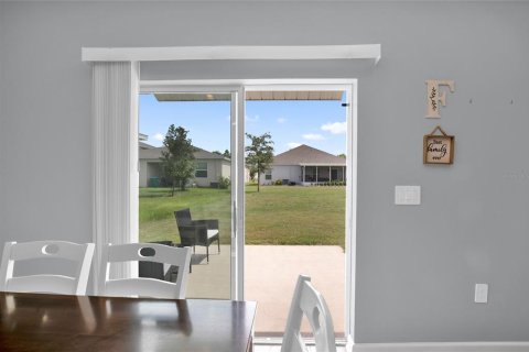 House in Osteen, Florida 3 bedrooms, 123.56 sq.m. № 2238561 - photo 19