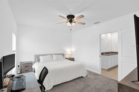 House in Osteen, Florida 3 bedrooms, 123.56 sq.m. № 2238561 - photo 22