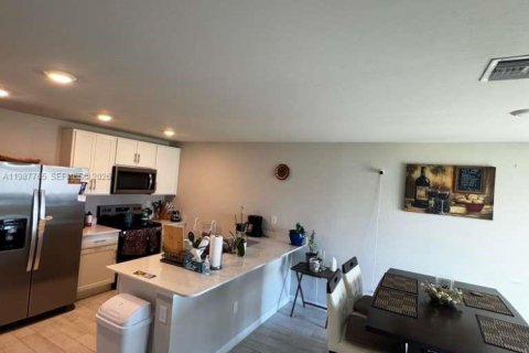 Casa en venta en LaBelle, Florida, 4 dormitorios № 2057408 - foto 9