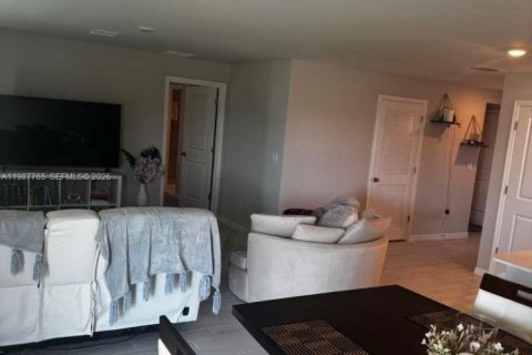 Casa en venta en LaBelle, Florida, 4 dormitorios № 2057408 - foto 7