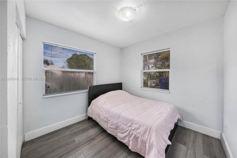 Villa ou maison à vendre à Miami, Floride: 3 chambres, 93.37 m2 № 2059818 - photo 9