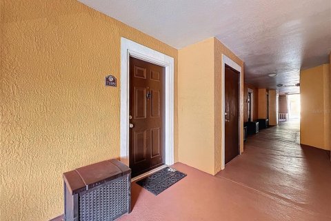 Condo in Orlando, Florida, 3 bedrooms № 2213229 - photo 4