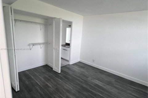 Condo in Boca Raton, Florida, 3 bedrooms  № 1730552 - photo 4