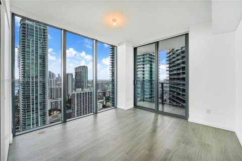 Condo in Miami, Florida, 3 bedrooms  № 2042179 - photo 9