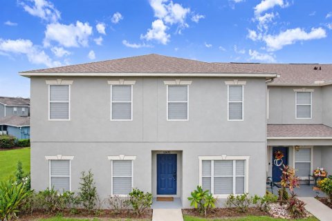Townhouse in Gibsonton, Florida 2 bedrooms, 126.35 sq.m. № 2395921
