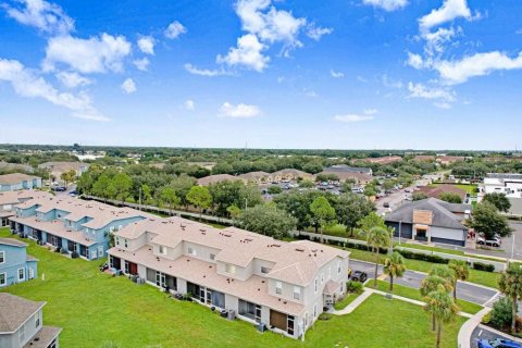 Townhouse in Gibsonton, Florida 2 bedrooms, 126.35 sq.m. № 2395921 - photo 25