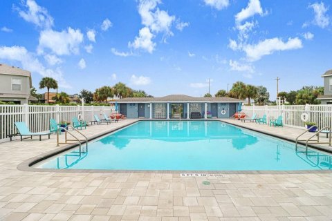 Townhouse in Gibsonton, Florida 2 bedrooms, 126.35 sq.m. № 2395921 - photo 27