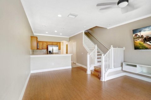 Townhouse in Gibsonton, Florida 2 bedrooms, 126.35 sq.m. № 2395921 - photo 10