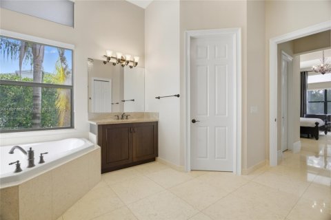 Villa ou maison à vendre à Delray Beach, Floride: 5 chambres, 368.64 m2 № 1950104 - photo 30