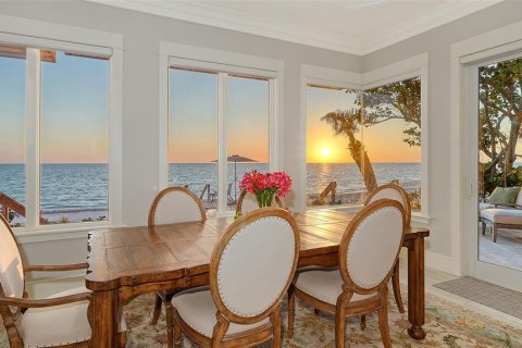 House in Englewood, Florida 4 bedrooms, 421.13 sq.m. № 1662455 - photo 19