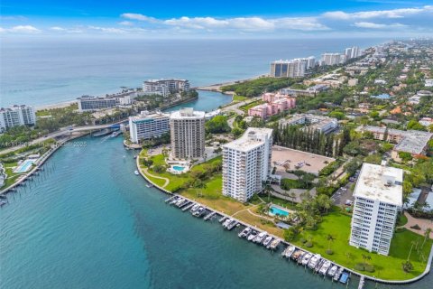 Condo in Boca Raton, Florida, 2 bedrooms  № 1762922 - photo 1
