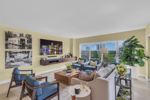 Condo in Boca Raton, Florida, 2 bedrooms  № 1762922 - photo 8