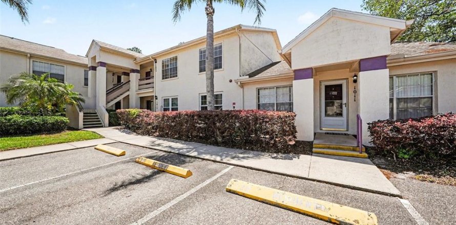 Condominio en New Port Richey, Florida, 2 dormitorios  № 2116854