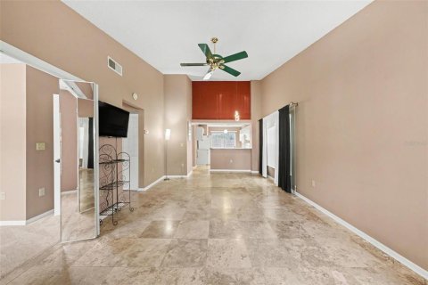 Condominio en venta en New Port Richey, Florida, 2 dormitorios, 95.22 m2 № 2116854 - foto 10