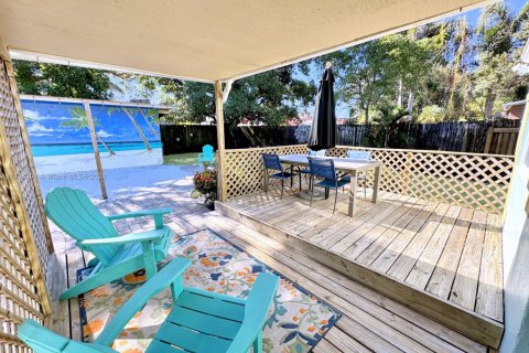 House in Fort Lauderdale, Florida 2 bedrooms, 81.57 sq.m. № 2053788 - photo 25