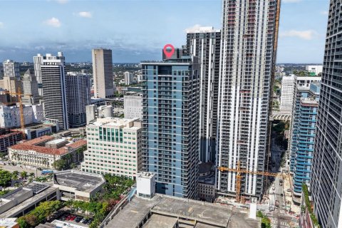 Condo in Miami, Florida, 1 bedroom  № 2186258 - photo 26