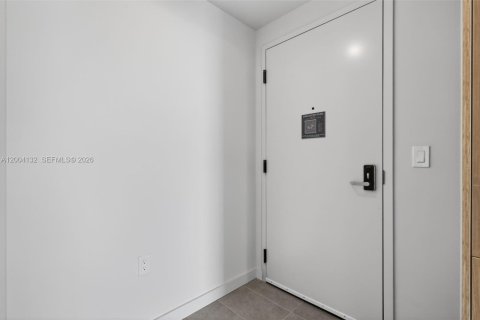 Condo in Miami, Florida, 1 bedroom  № 2186258 - photo 16