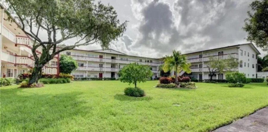 Кондоминиум с 1 спальней в Бока-Ратон, Флорида № 1981582