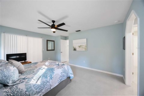 Villa ou maison à vendre à Port Charlotte, Floride: 2 chambres, 138.98 m2 № 2232006 - photo 22