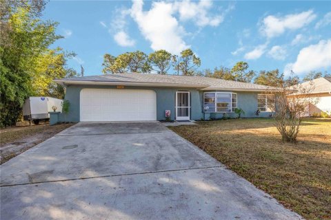 Villa ou maison à vendre à Port Charlotte, Floride: 2 chambres, 138.98 m2 № 2232006 - photo 9